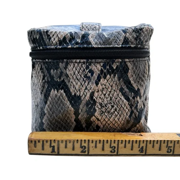 ESTEE LAUDER Faux Snake Skin Leather Train Vanity Travel Cosmetic Makeup Bag - Picture 6 of 8